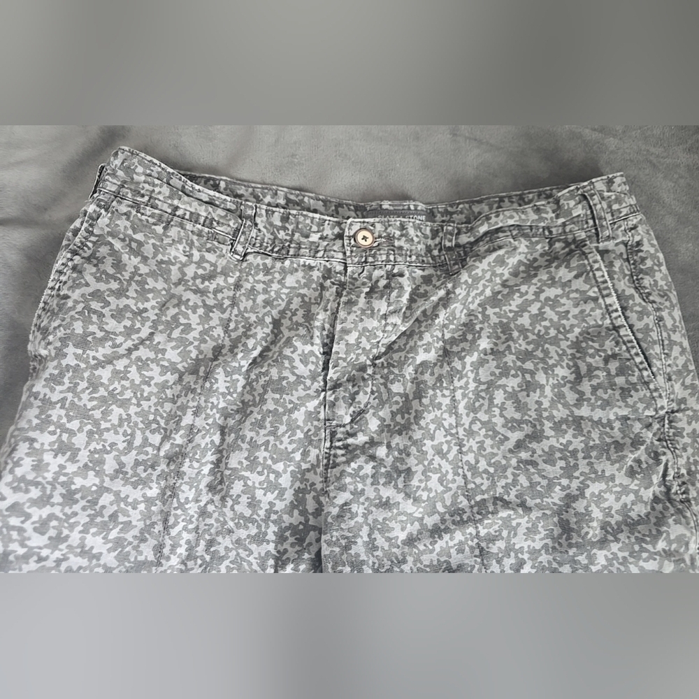 Slate & Stone Shorts Mens 34 Light & Dark Grays Chino Denim Botanical Men's - Picture 3 of 10